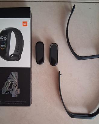 Coppia di orologi smartwatch Mi Smart Band 4