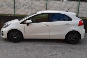 kia Rio 1.4 90 cv  cool collection