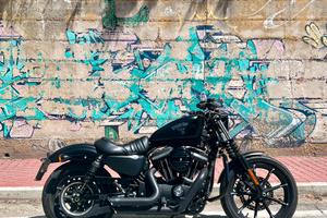 Harley-Davidson Sporster 883