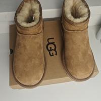 UGG Classic Uitra Mini EU 37