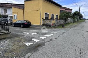 CASA INDIPENDENTE A TRONZANO VERCELLESE