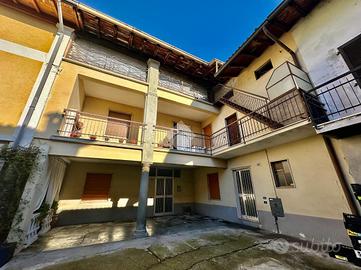 CASA DI CORTE A GHISALBA