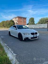 BMW 330d E92 - 2010 - 65900km