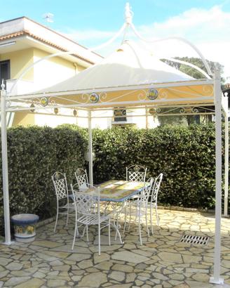 Gazebo in ferro battuto quadrato. Misura 3x3 metri