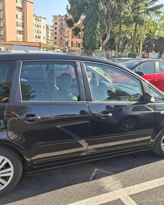 Ford x max