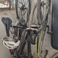 bici corsa in Carbonio e mountain bike