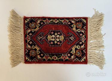 Mini Tappeto Orientale Annodato a Mano 18x25 cm
