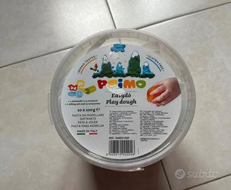 Pasta modellabile mai aperta