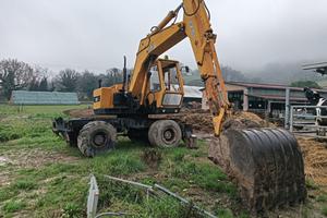 Escavatore gommato Simit SR 70