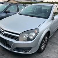 Ricambi usati per Opel Astra 1.7 CDTI 06 Z17DTH