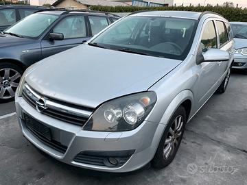 Ricambi usati per Opel Astra 1.7 CDTI 06 Z17DTH