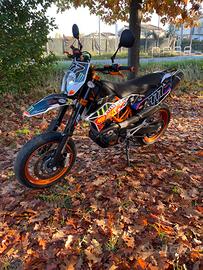 KTM 690 SMC R 2015 VALUTO SCAMBI
