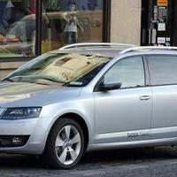 Parabrezza Skoda Octavia III