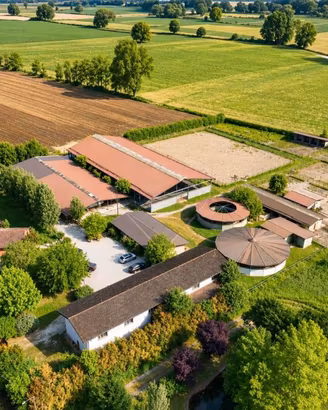 Immobile di 20000 m² con più di 5 locali a Stagno 