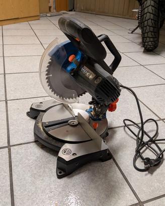 Sega circolare verticale