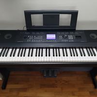 pianoforte digitale Yamaha DGX-650