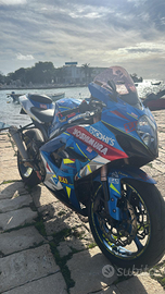 GSX r1000 k7