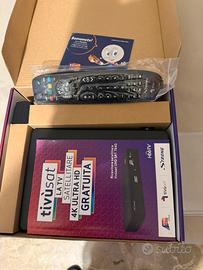 Ricevitore satellite 4k completo di tessera tvsat