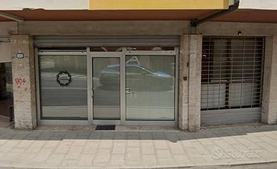Attività / Licenza di 70 m² con 2 locali a Mirano