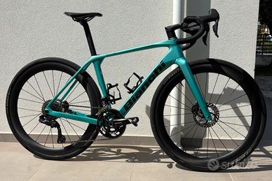 BIANCHI IMPULSO RC  GRAVEL VELOCE