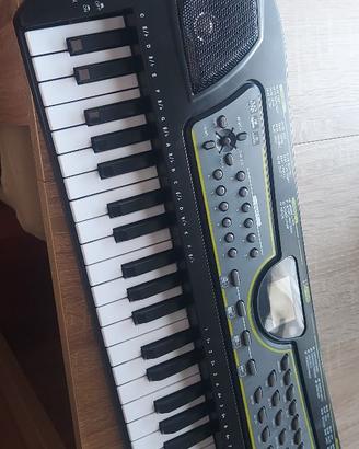 Pianola Bontempi per scuola media