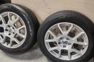 KIT CERCHI IN LEGA E GOMME JEEP 215/60/17