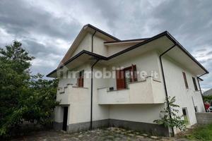 Villa bifamiliare Gioia dei Marsi (AQ)