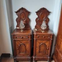 Coppia di Comodini e abat-jour