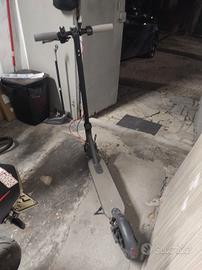 Monopattino elettrico 