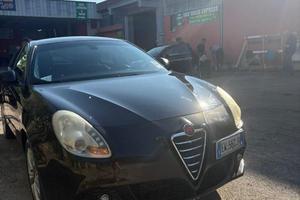 Alfa romeo giulietta neopatentati