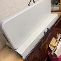 Due panche in resina salva spazio