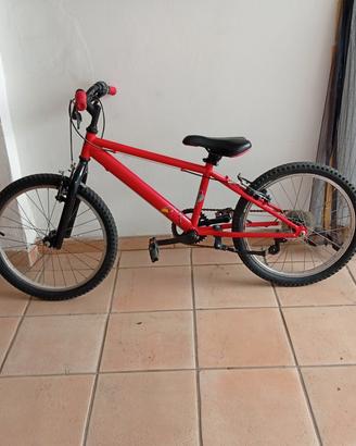 bicicletta b-twin 
