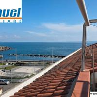 Riposto, mansarda vista mare (CT)