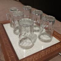 Vassoio e bicchierini