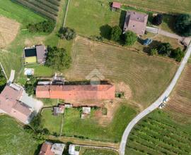 CASA SEMINDIPENDENTE A MARTINIANA PO