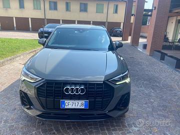 AUDI Q3 45 TFSI e S tronic S line edition