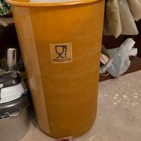 Serbatoio per alimenti