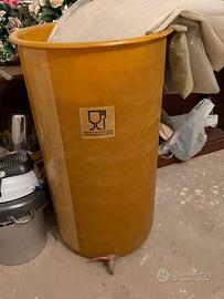 Serbatoio per alimenti