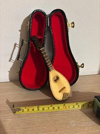 Strumenti musicali miniatura