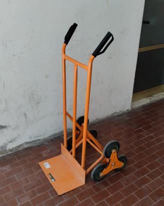 Porta pacchi montascale manuale