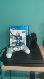 PlayStation 4 PS4 + 2 Controller e gioco  omaggio