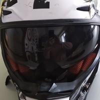 Casco da moto con solo visiera interna