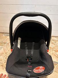 passeggino con seggiolino auto per neonati