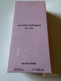 Narciso Rodriguez for her rosa