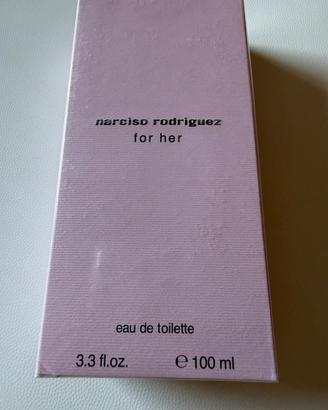 Narciso Rodriguez for her rosa