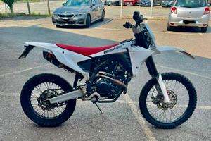 FANTIC MOTOR XEF  125cc