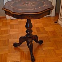 Tavolino in legno