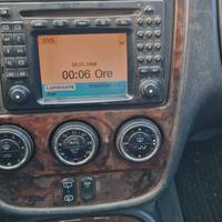 Stereo Mercedes ML W163