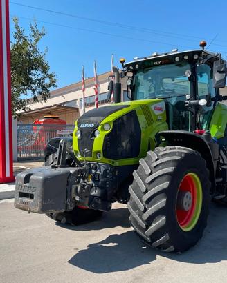 CLAAS AXION 830 2023