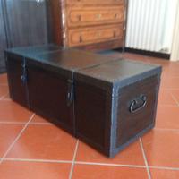 Baule fine IX ° Secolo,  restaurato nei dettagli.